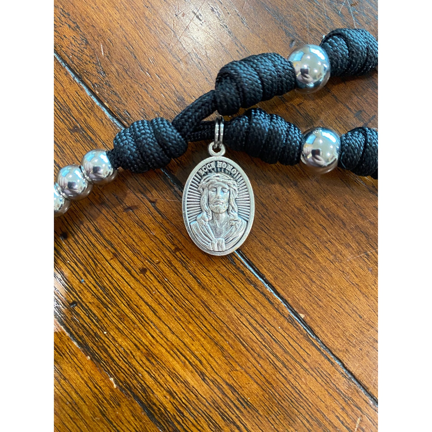 Paracord Holy Face Chaplet
